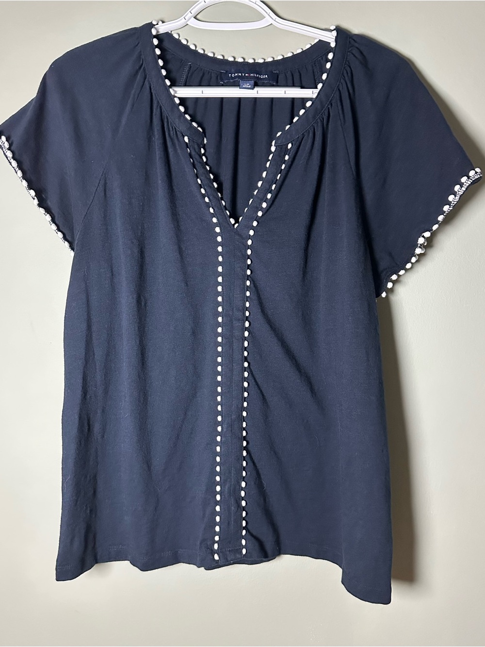 Tommy Hilfiger Women’s Black Short Sleeve V-Neck Top with White Pom-Pom Trim LG